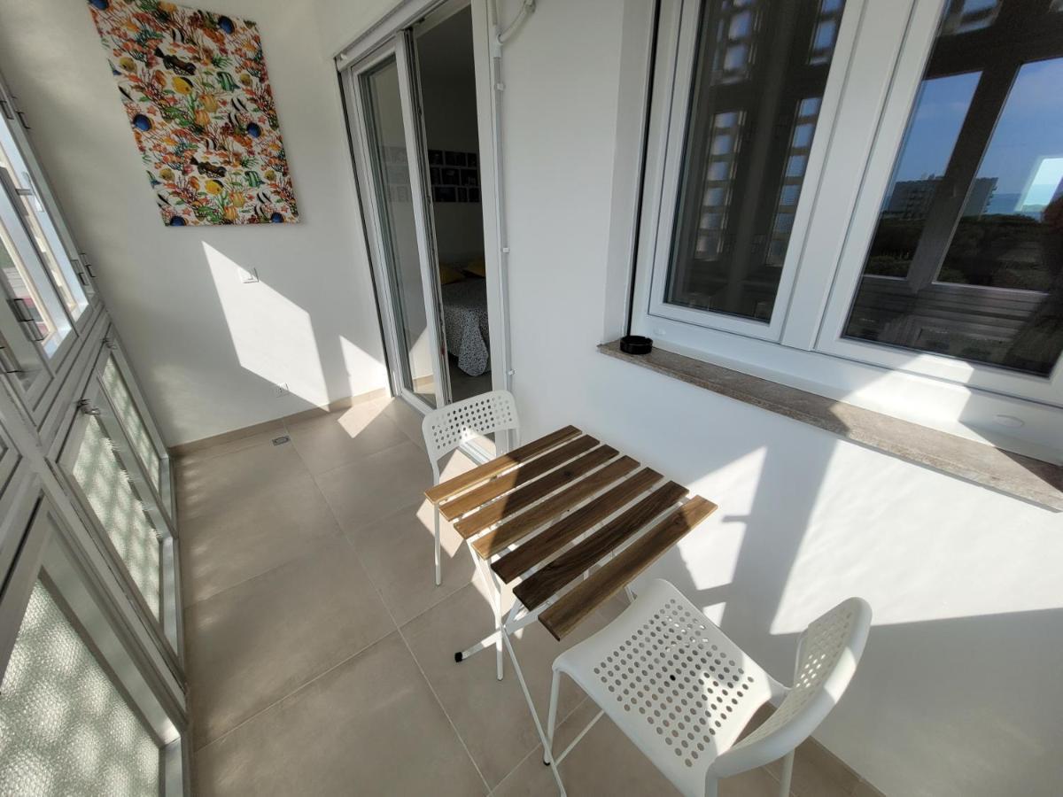 Rosato Double Sea View Apartment Lignano Sabbiadoro Bagian luar foto